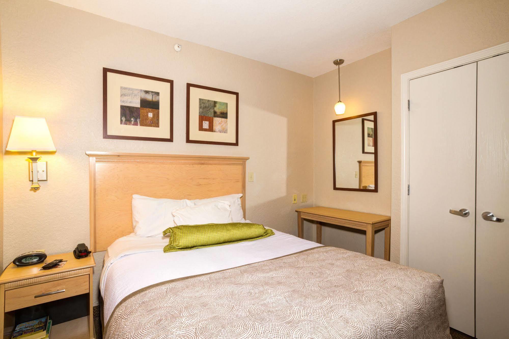 Candlewood Interstate 75 By Ihg Hotel Fort Myers